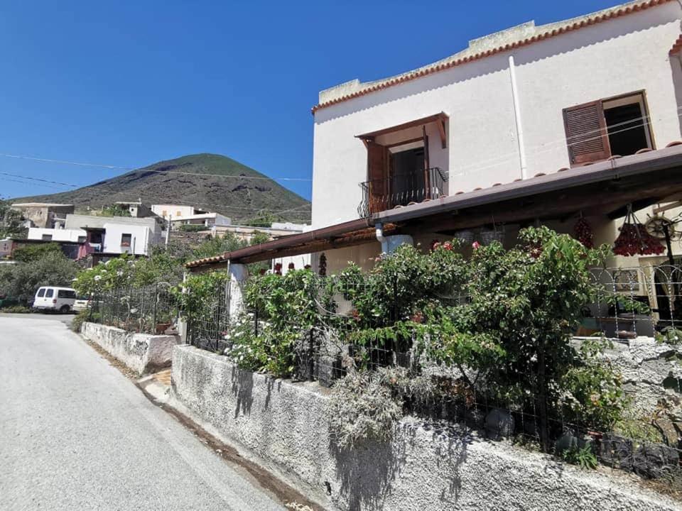 Casa Garibaldi Apartment Leni ภายนอก รูปภาพ